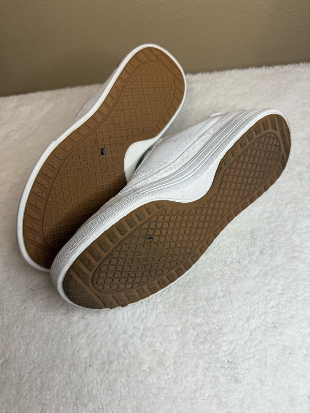 Skechers Slip Ins Women’s White Sneakers with Rose Gold Eyelets - Picture 5 of 8